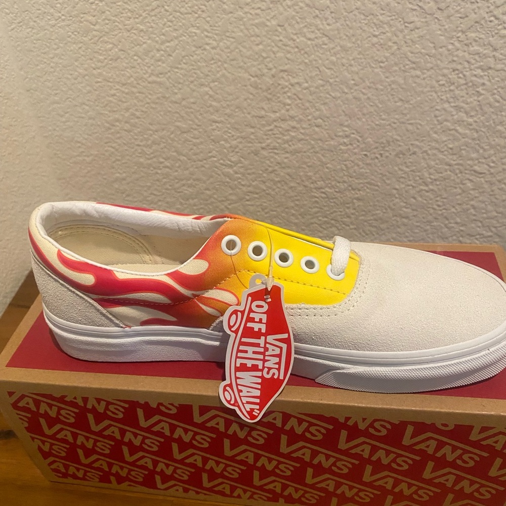 VANS Classic Flame Lace up sneakers